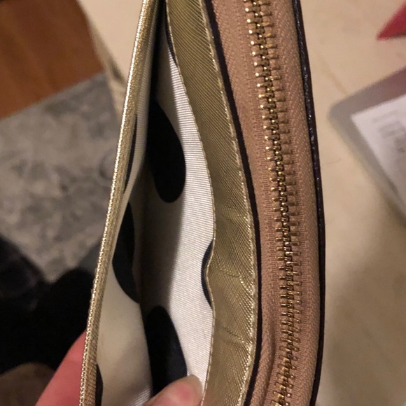Kate Spade Gold Wallet - Picture 5 of 8